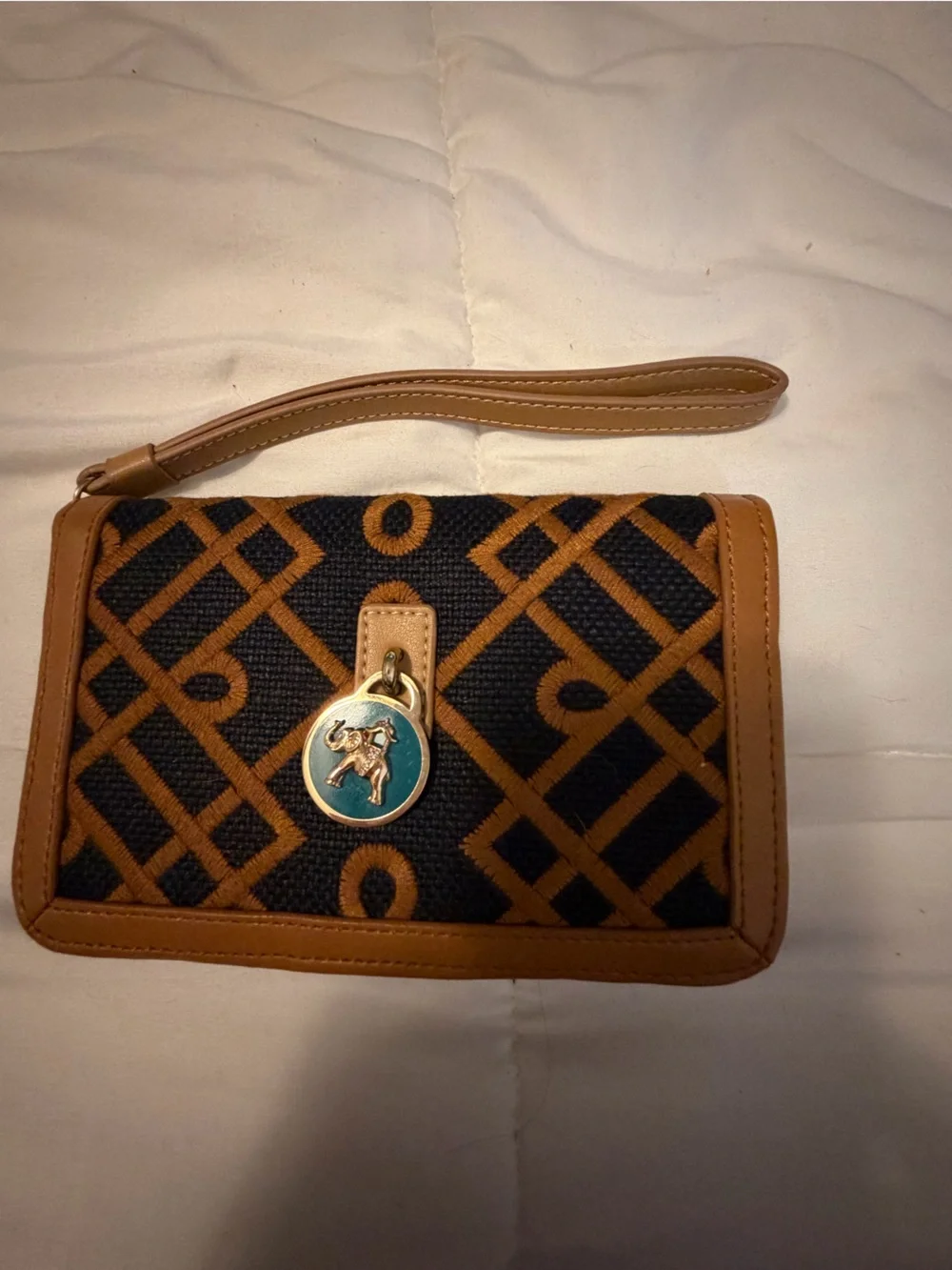Spartina 449 Mareena Yacht Club Phone Wristlet- Wallet NWOT- so pretty